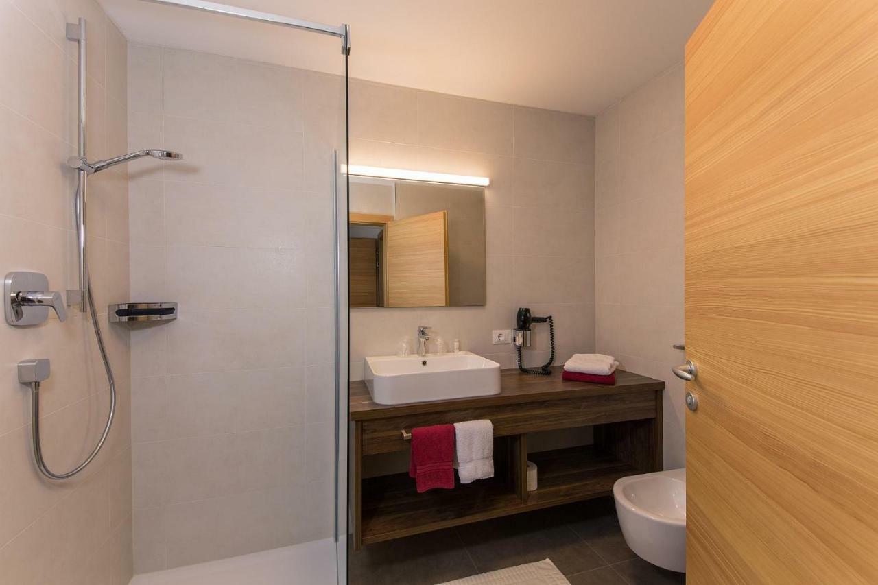 Apparthotel Marteshof Pfelders Bagian luar foto