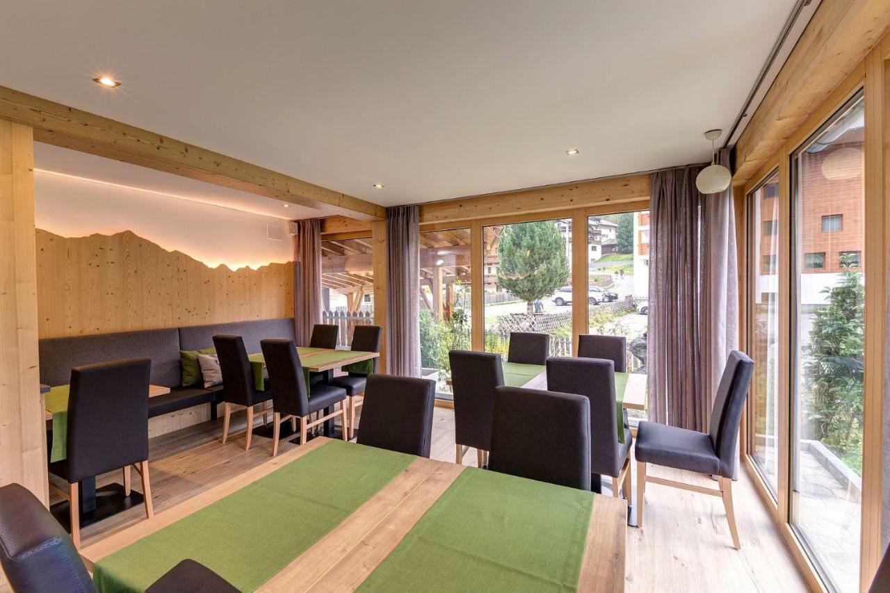 Apparthotel Marteshof Pfelders Bagian luar foto