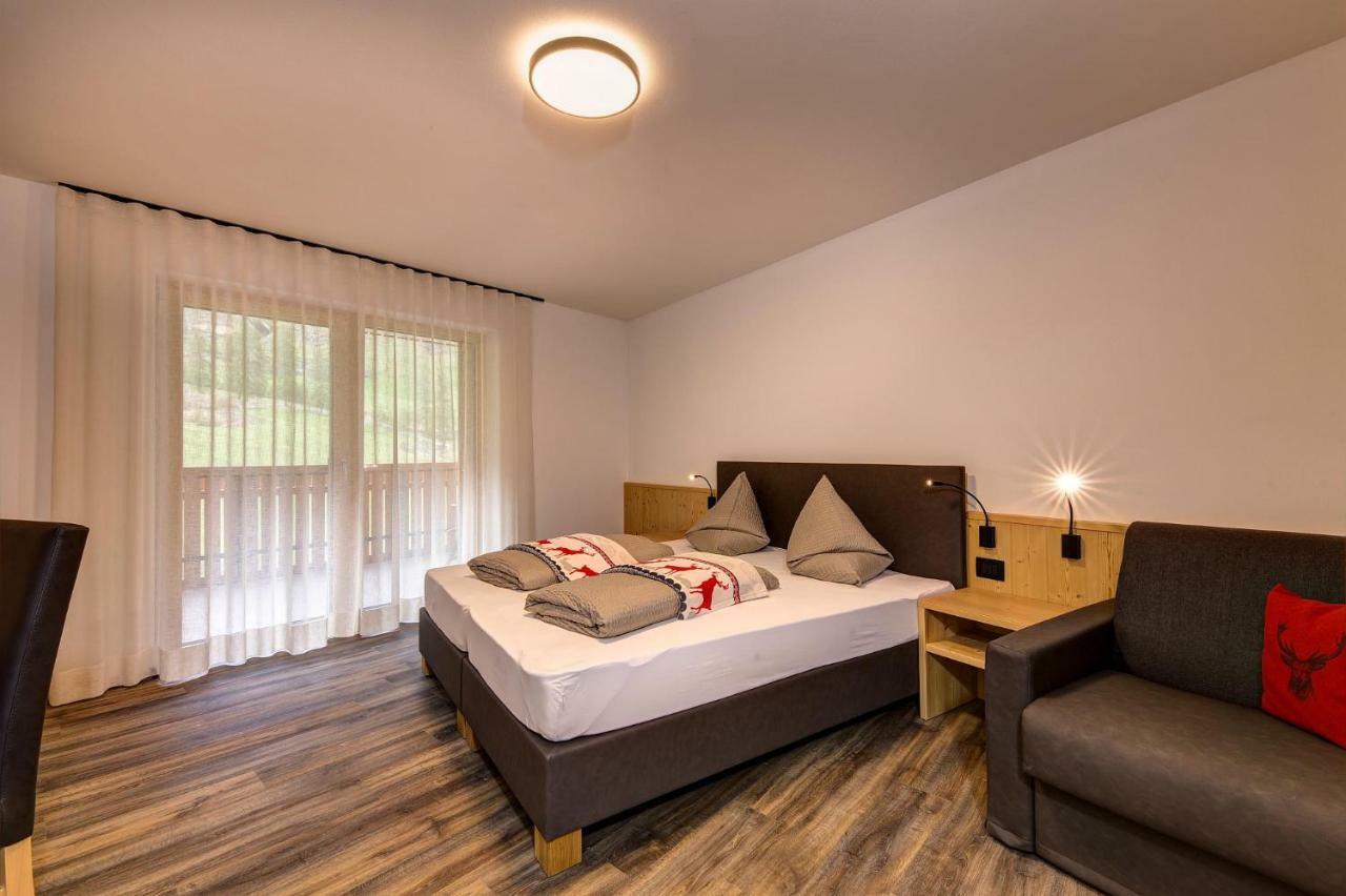 Apparthotel Marteshof Pfelders Bagian luar foto